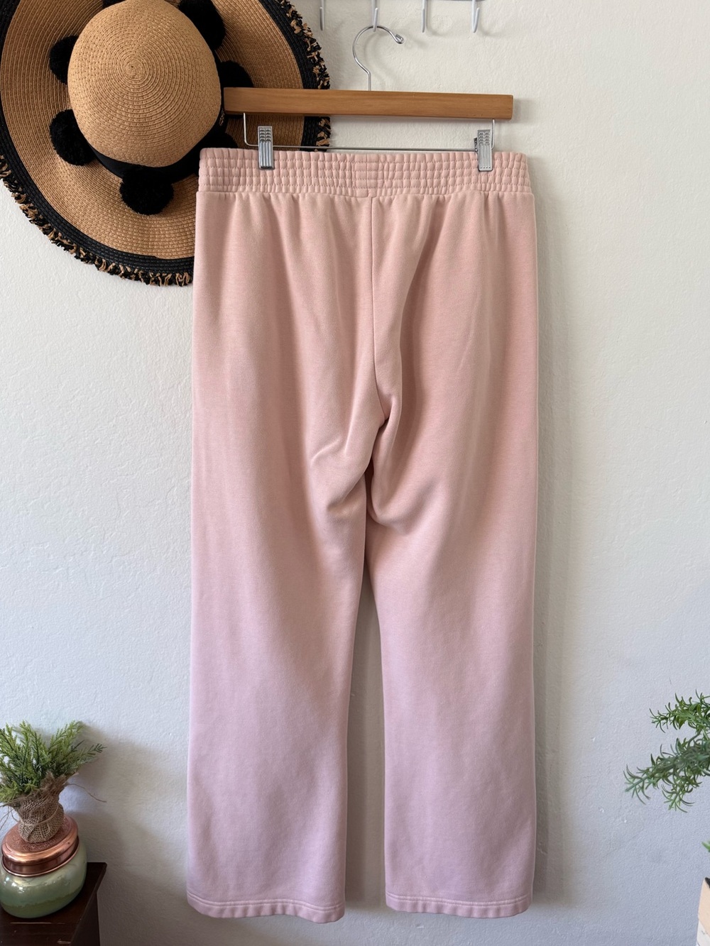 Pact Courtside Pink Split Hem Organic Cotton Fleece Sweatpants Wide Leg SZ Large - Picture 8 of 13